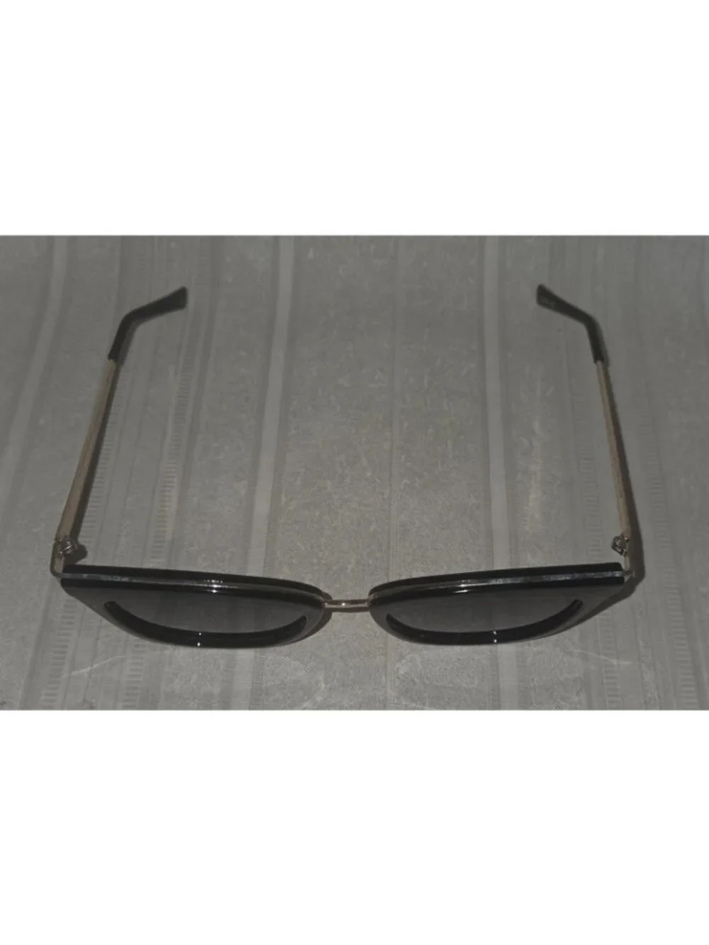Le Specs Caliente Black Gold Women Sunglasses